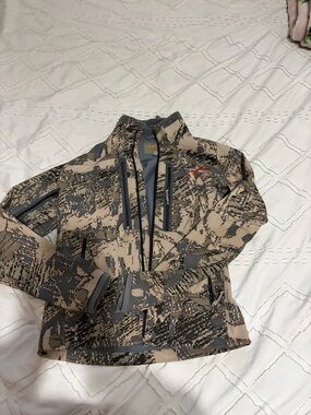 Women’s Camo Softshell Sitka Jacket
